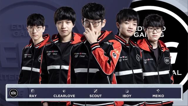 队通过出色 队通过出色